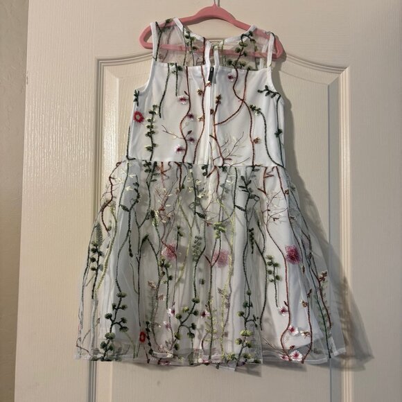 NWT Calvin Klein Little Girls Embroidered Garden Sleeveless Dress SZ 6X - Picture 3 of 3